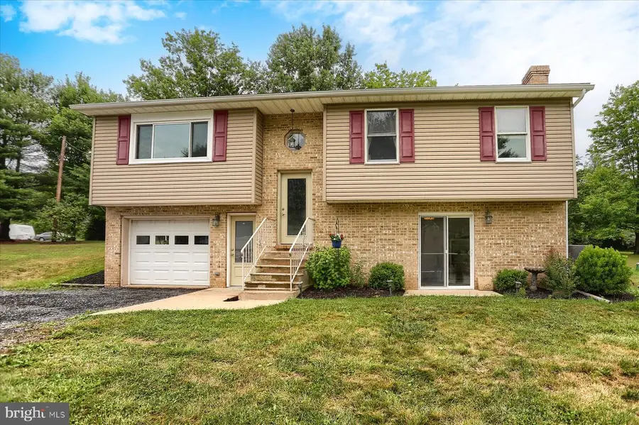 30 Wester Lau Dr, Dillsburg, PA 17019 - #2