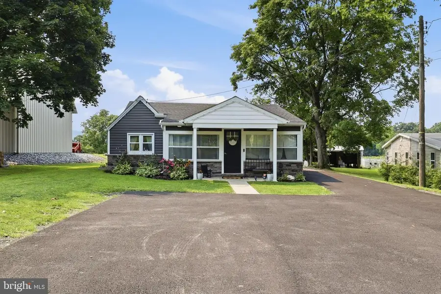 6179 York Rd, Spring Grove, PA 17362 - #2