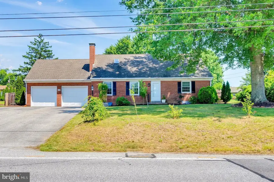 1150 Westminster Ave, Hanover, PA 17331 - #3