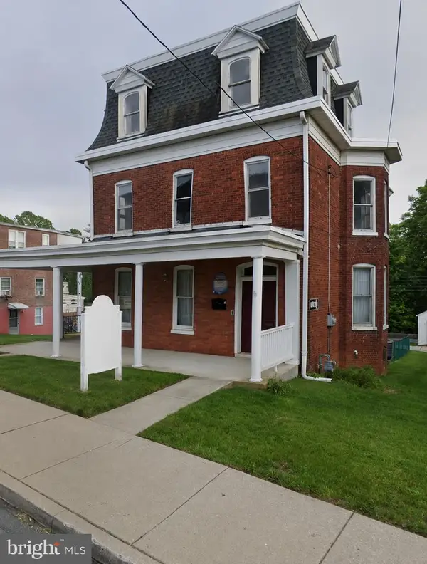 300 E Main St, DALLASTOWN, PA 17313