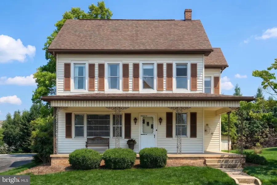 2421 S Queen St, York, PA 17402 - #3