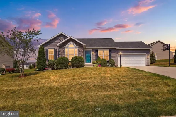 290 N Alpine Dr, YORK, PA 17408