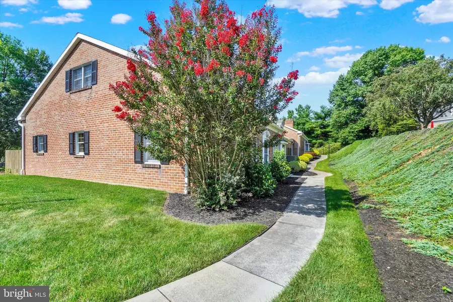 2032 Wyntre Brooke Dr, York, PA 17403 - #3