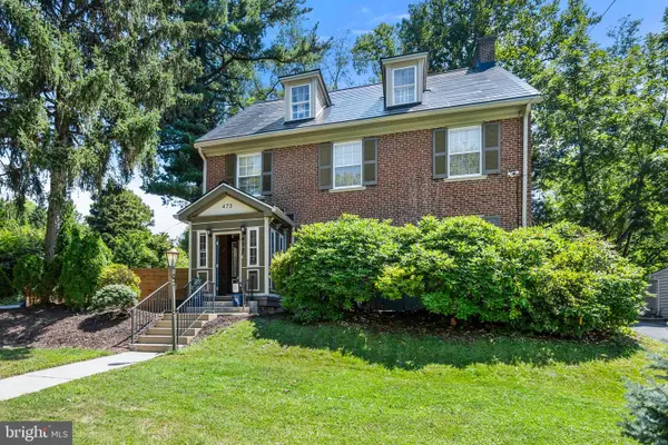 472 Country Club Rd, YORK, PA 17403