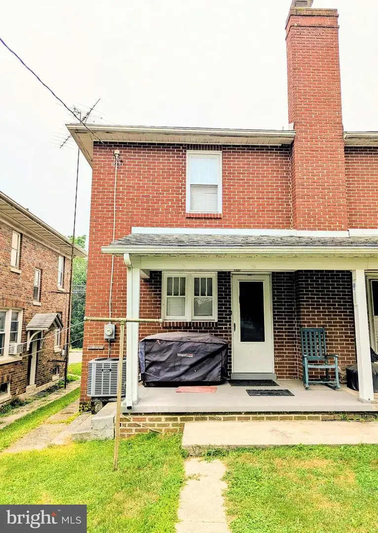 878-1/2 York St, Hanover, PA 17331 - #2