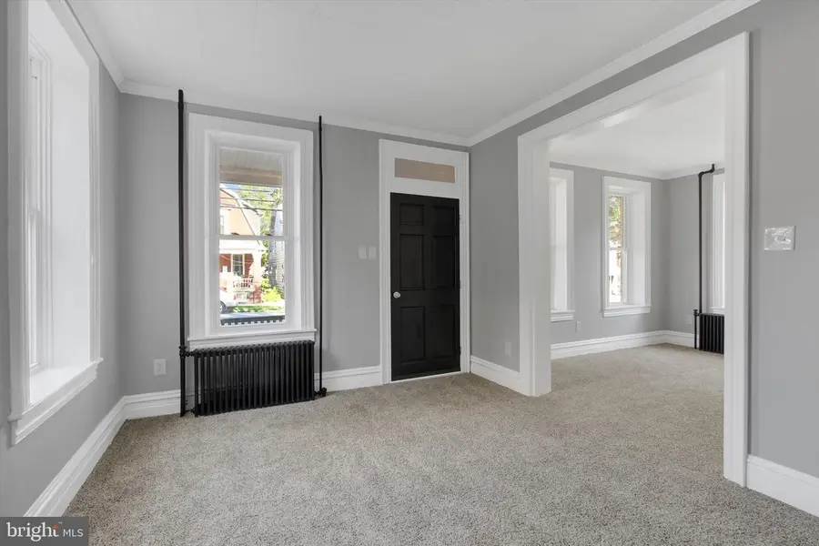 627 Broadway, Hanover, PA 17331 - #3