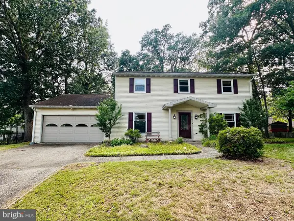35 Johnston Cir, HANOVER, PA 17331