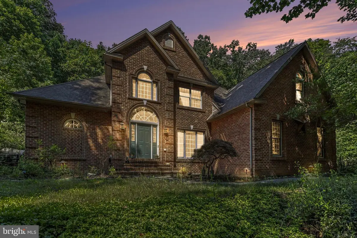 661 Hunters Ln, Lewisberry, PA 17339 - #1