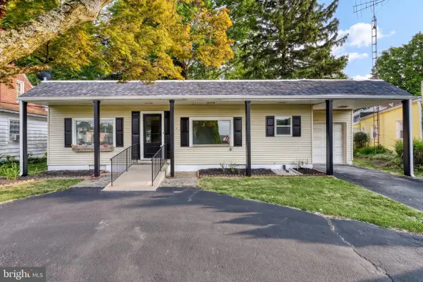 1910 S Queen St, YORK, PA 17403