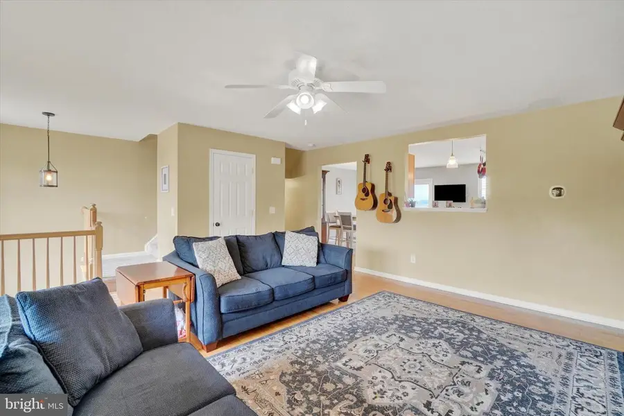 16899 Roosevelt Ln, Shrewsbury, PA 17361 - #2