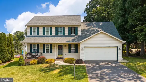 1719 Deer Ford Way, YORK, PA 17408