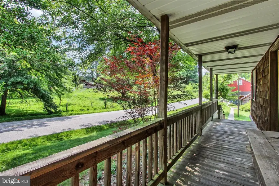 886 Menges Mills Rd, Spring Grove, PA 17362 - #3