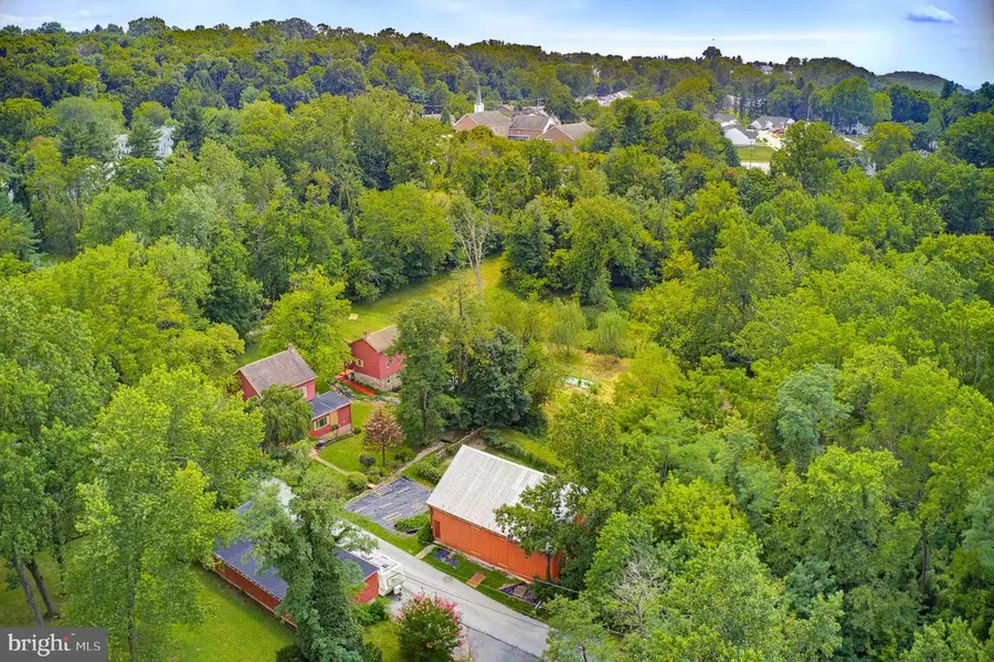 728 Academy Rd, York, PA 17406 - #3