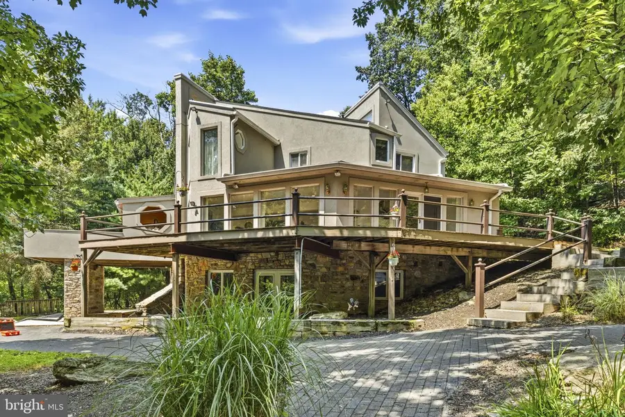 191 High Rock Rd N, Hanover, PA 17331 - #2