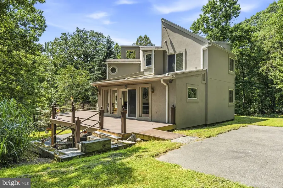 191 High Rock Rd N, Hanover, PA 17331 - #3