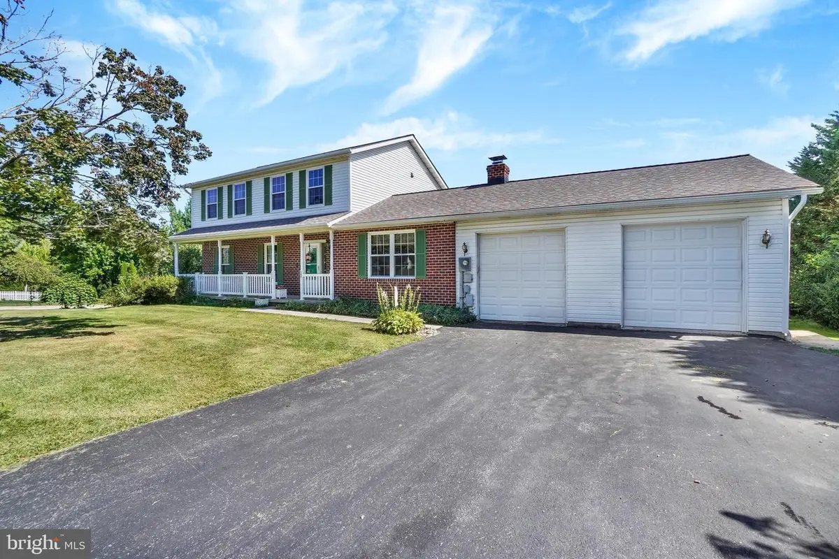 187 E Scarborough Fare, Stewartstown, PA 17363 - #1