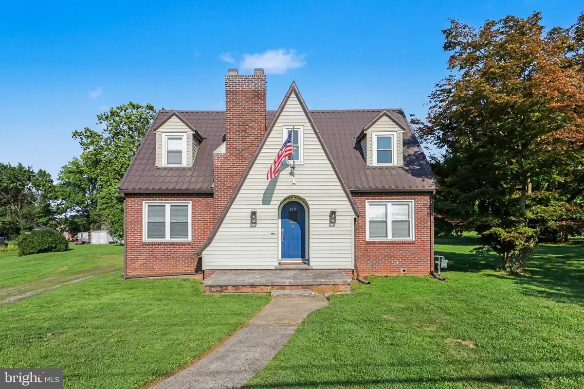 2740 N George St, York, PA 17406 - #1