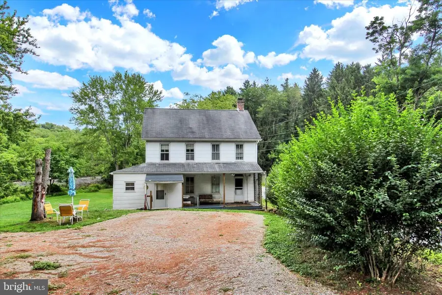 7640 Intersection Rd, Glen Rock, PA 17327 - #2