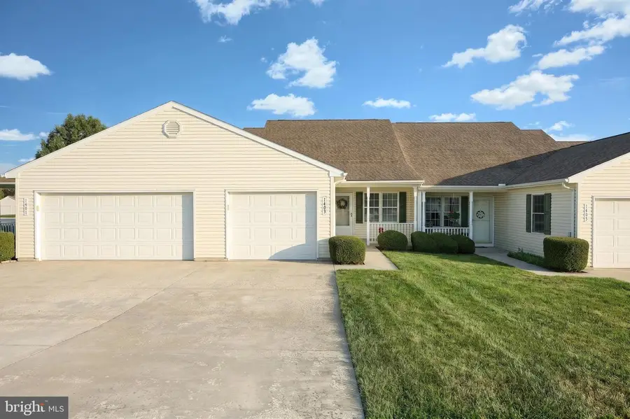 1403 Chami Dr #5, Spring Grove, PA 17362 - #2