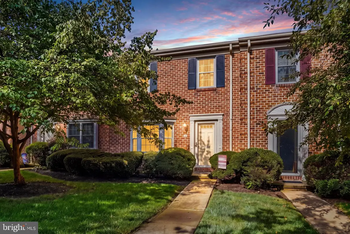 405 Chambers Rdg, York, PA 17402 - #1