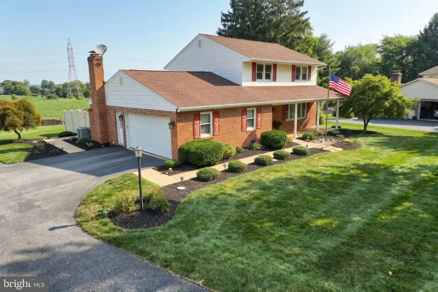 1990 Brian Ln, York, PA 17404 - #2