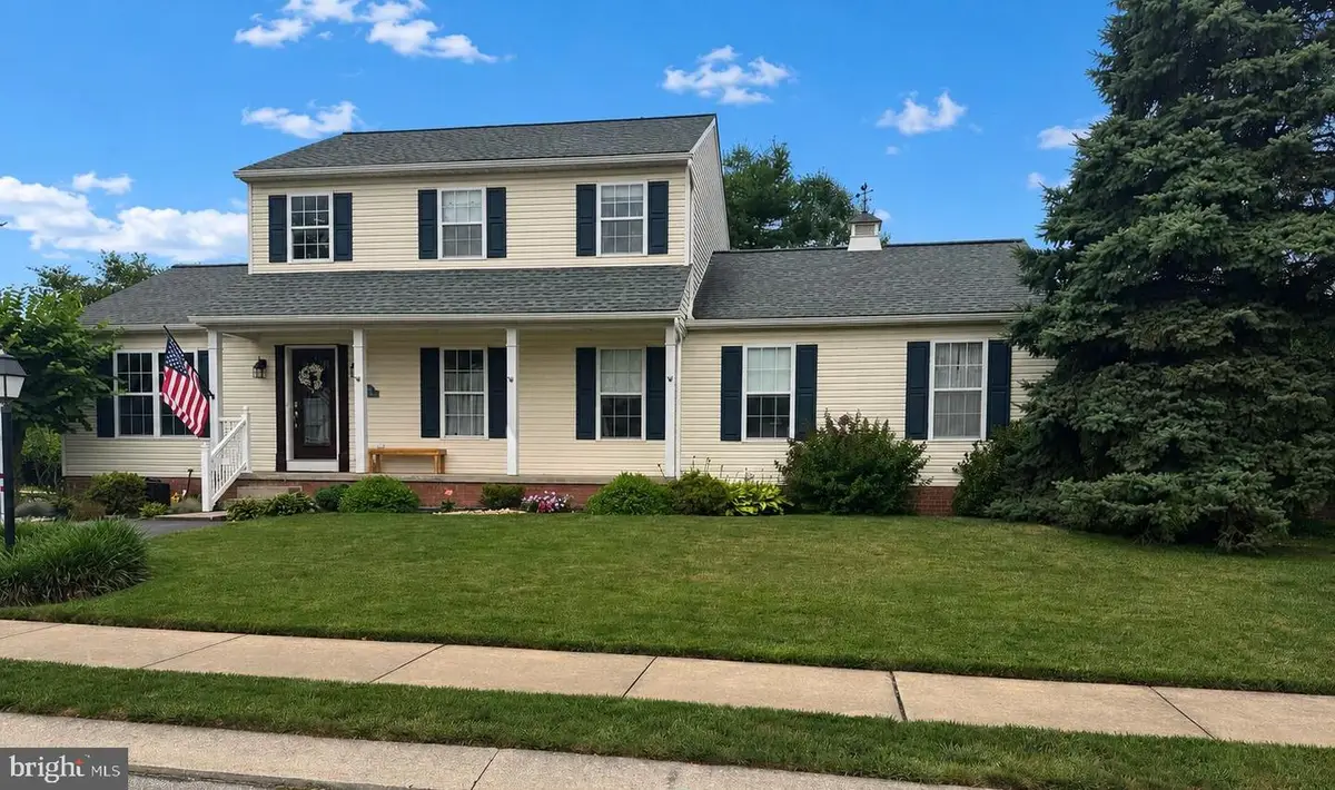 2404 Brookmar Dr, York, PA 17408 - #1