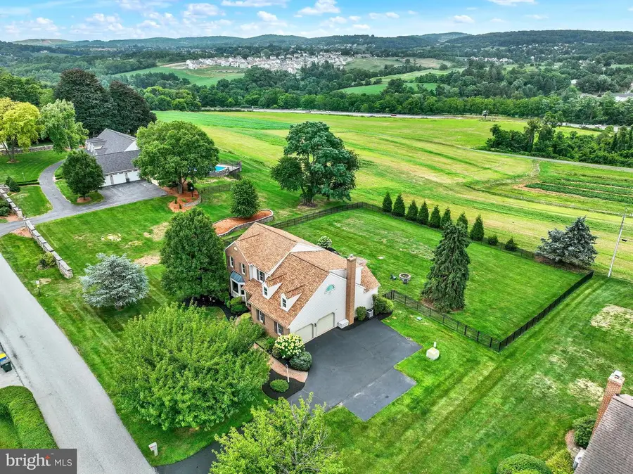 586 Owen Rd, York, PA 17403 - #2