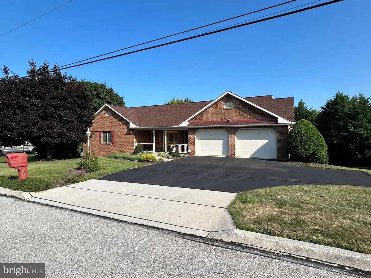 49 Hillside Rd, Hanover, PA 17331 - #1