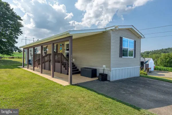133 Rain Dove Dr, RED LION, PA 17356