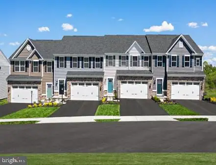 302 Pisa Ct, NEW CUMBERLAND, PA 17070