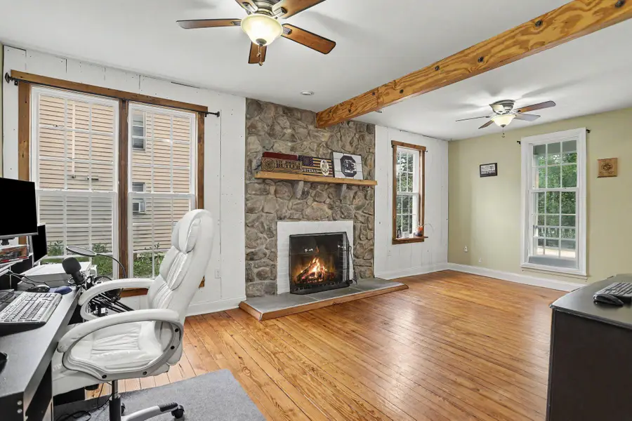 37 High Street, Stewartstown, PA 17363 - #3