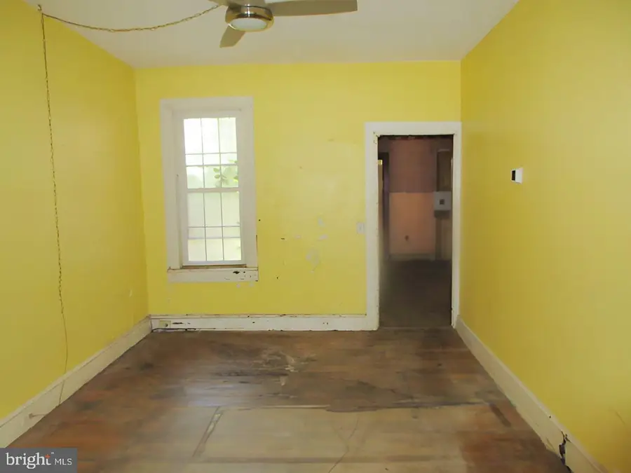 418 Park St, York, PA 17401 - #3