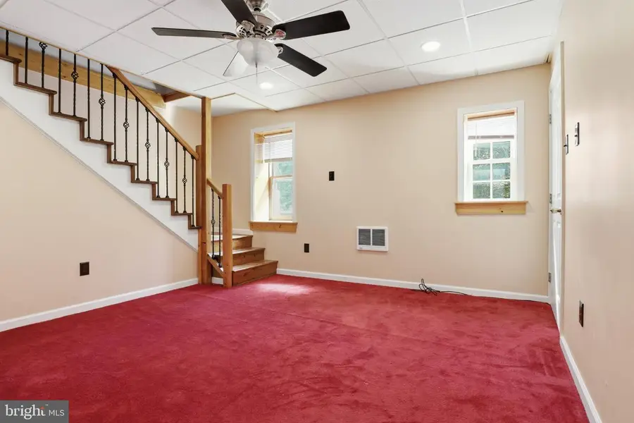 6070 Salem Run Rd, Dover, PA 17315 - #3
