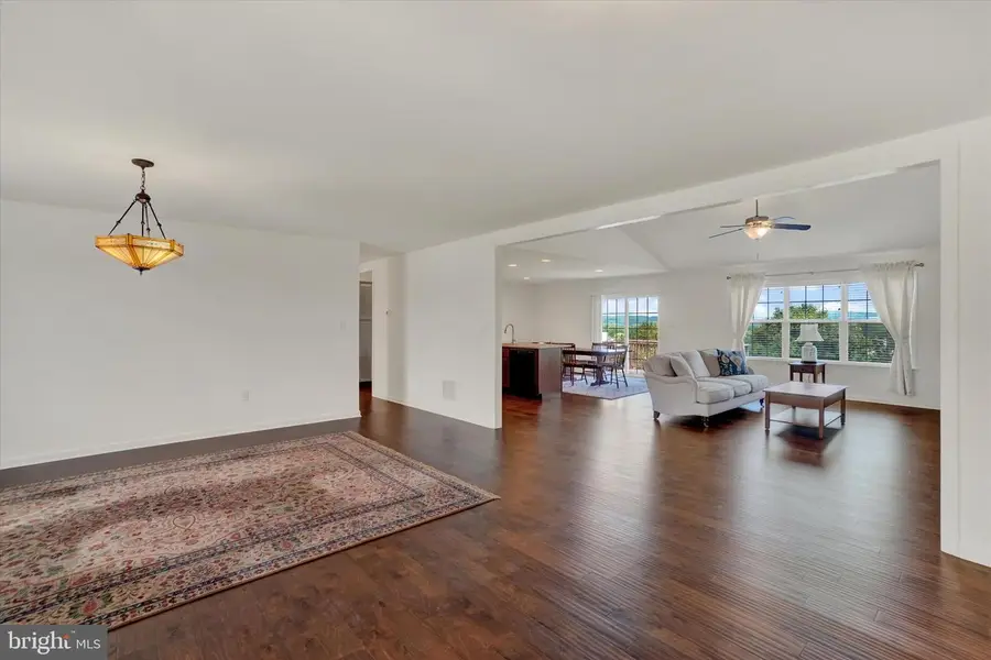613 Rishel Dr, York, PA 17406 - #2