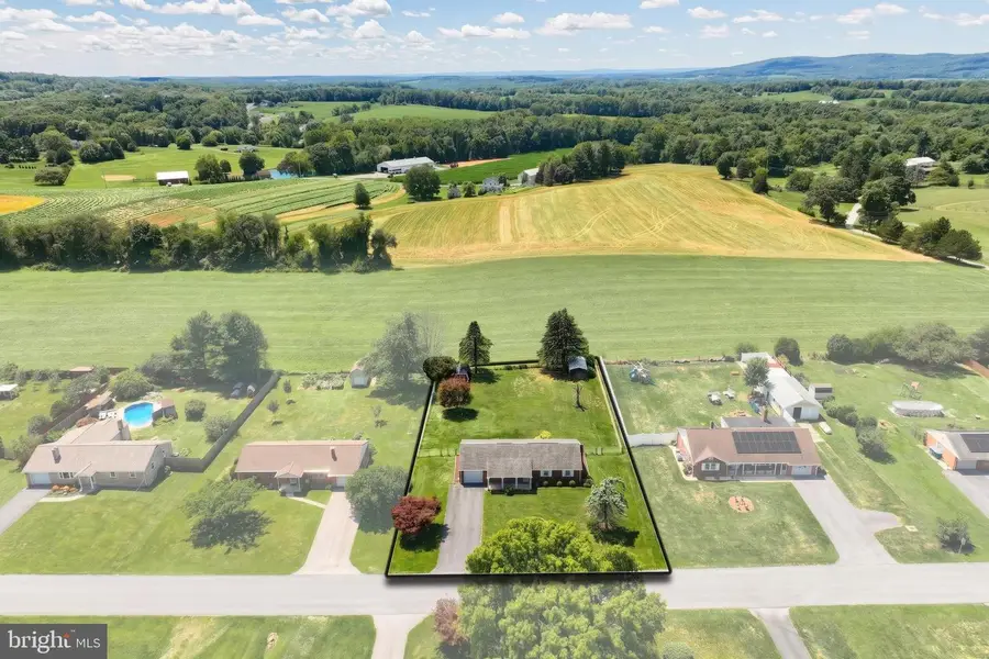 2426 Myers Rd, Spring Grove, PA 17362 - #3