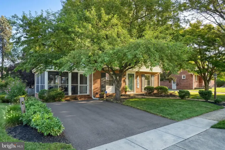 111 N Keesey St, York, PA 17402 - #2