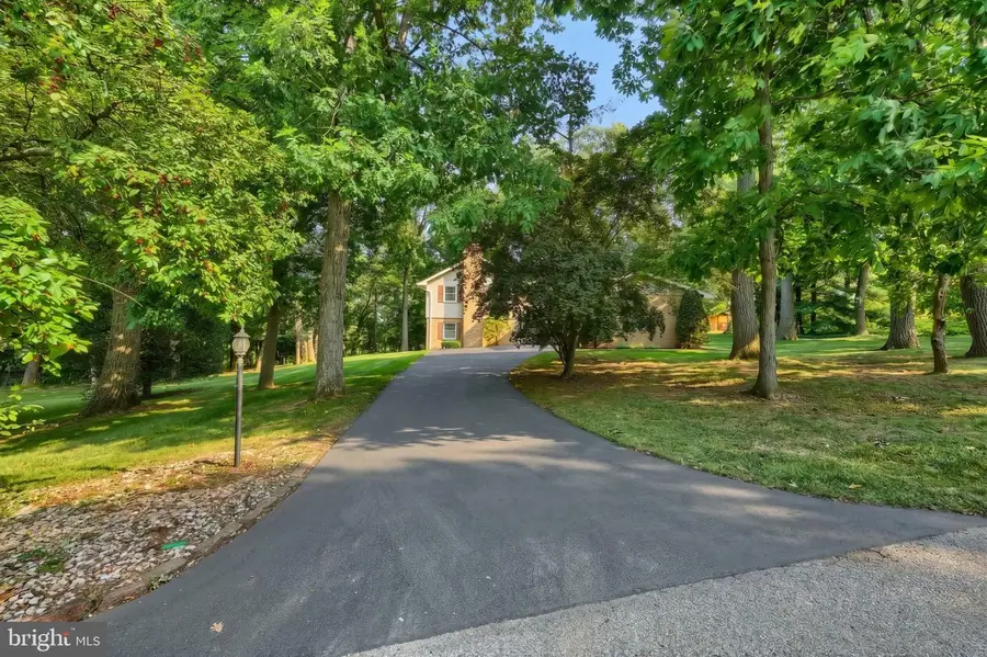 33 Kristine Cir, Hanover, PA 17331 - #2