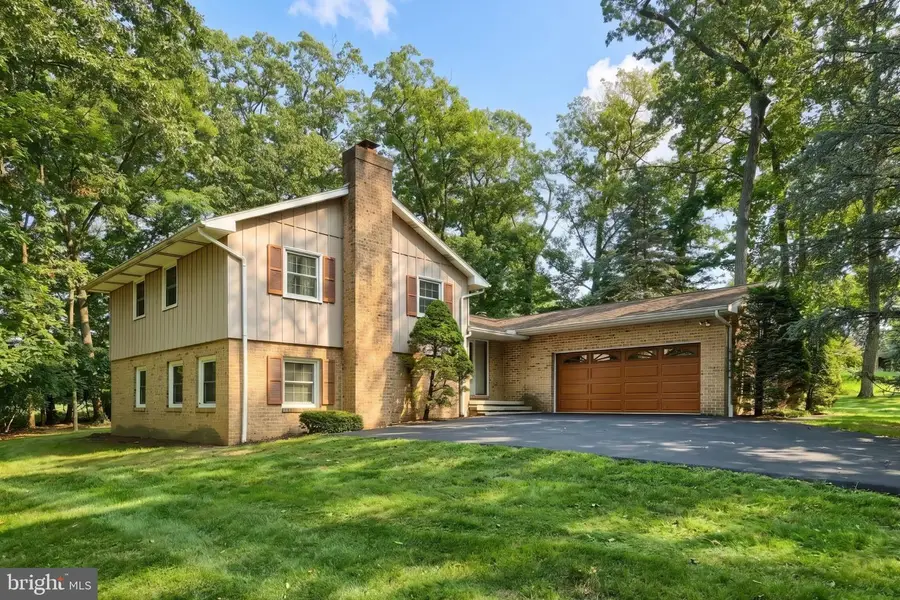 33 Kristine Cir, Hanover, PA 17331 - #3