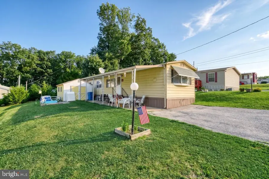 105 Rustique Dr, York, PA 17408 - #2