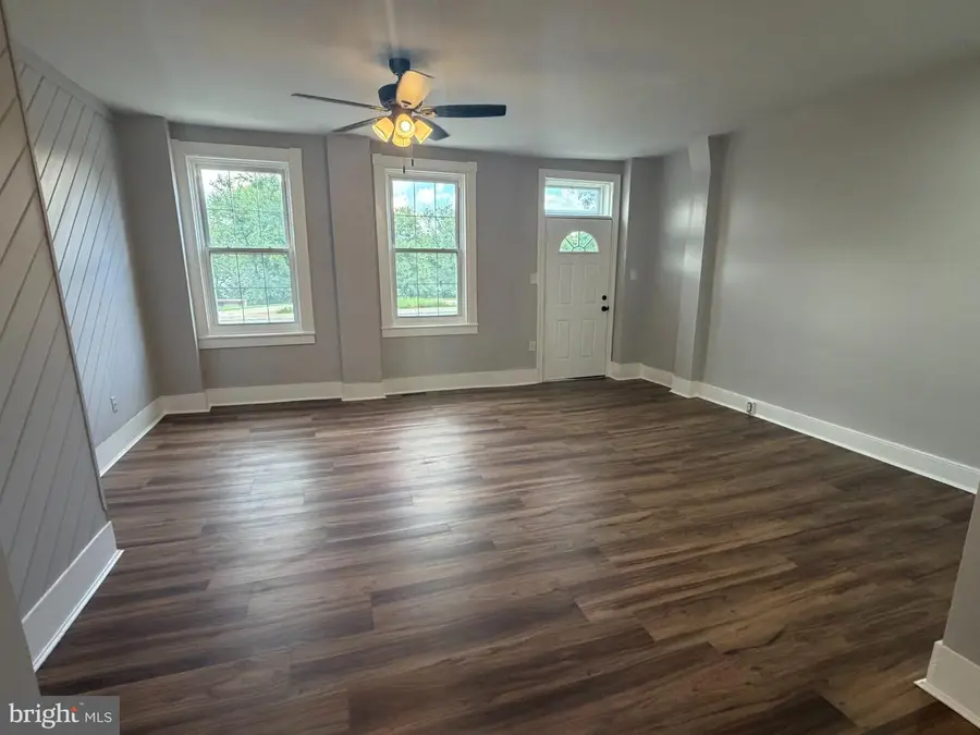 322 S Front St, Wrightsville, PA 17368 - #3