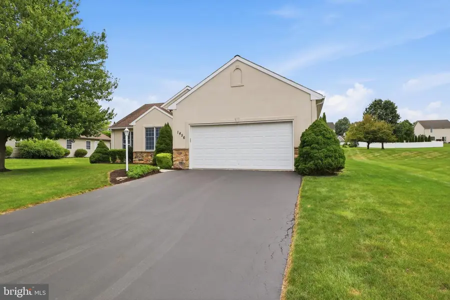 1456 Wheatfield Dr, York, PA 17408 - #3