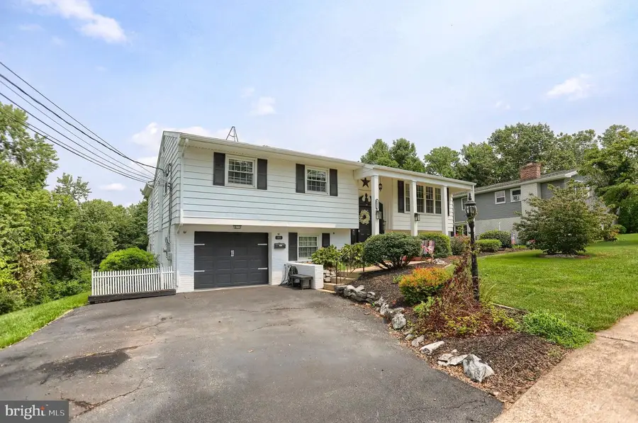 101 Oak Dr, Camp Hill, PA 17011 - #3