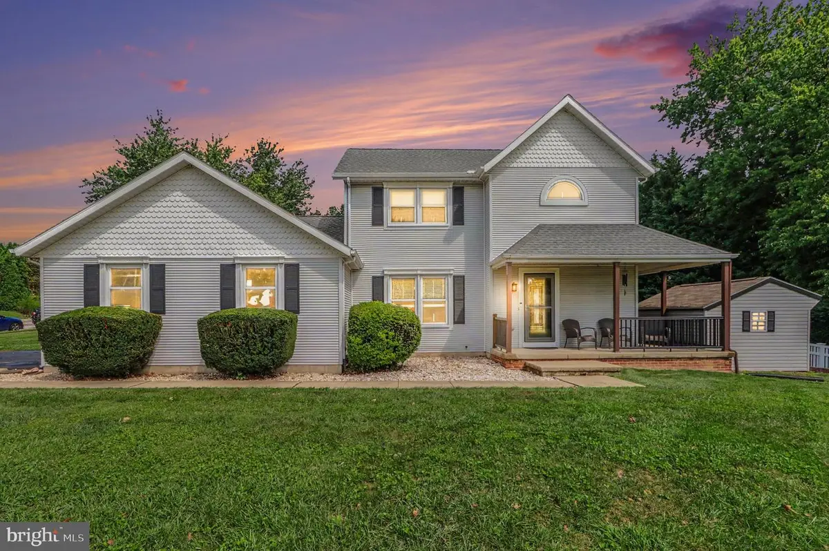 100 Meadow Hill Dr, York, PA 17402 - #1