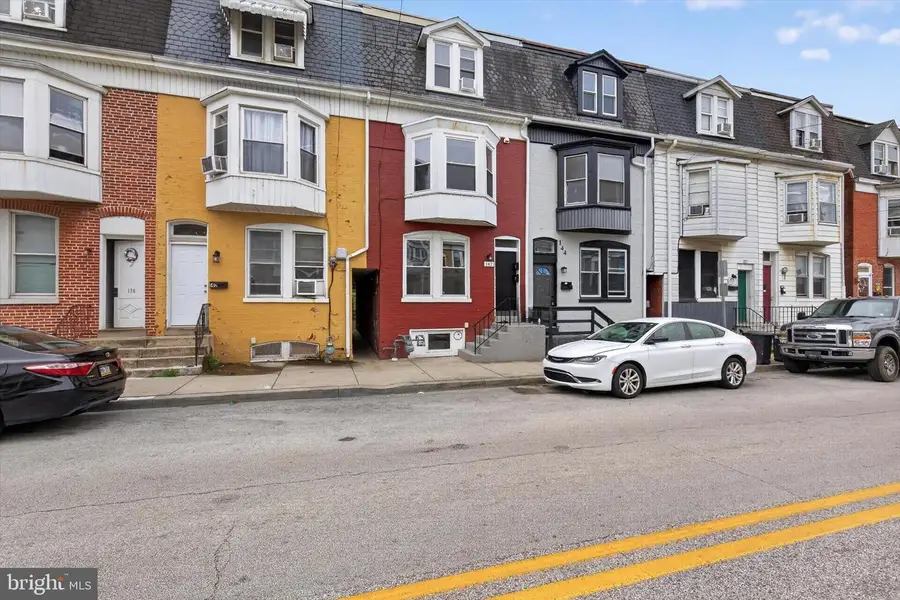 142 W Jackson St, York, PA 17401 - #2
