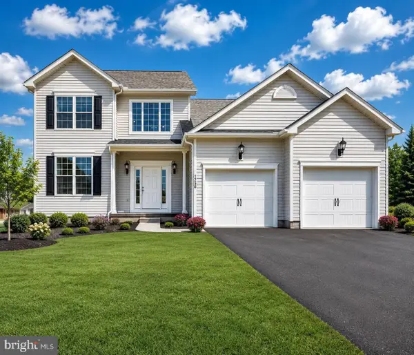 35 Friar Rd #36, YORK, PA 17408