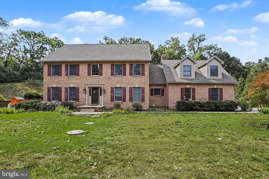 2005 Woodberry Rd, York, PA 17408 - #2