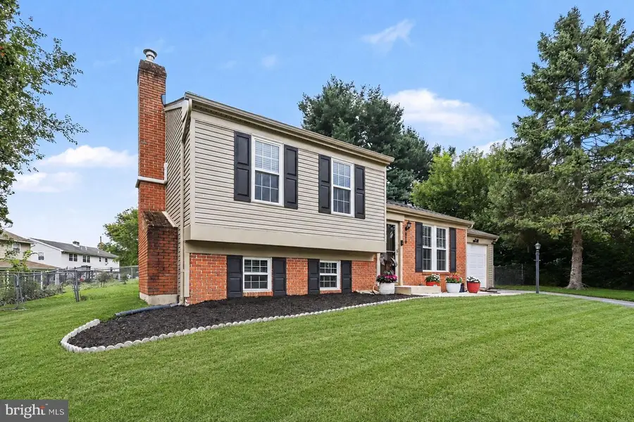 310 Rita Rd, York, PA 17402 - #2