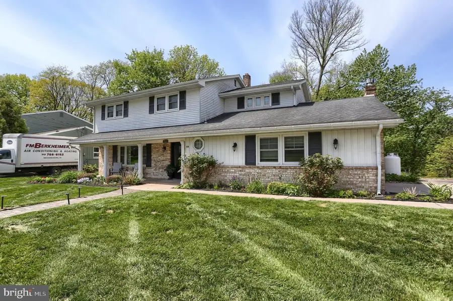 238 Green Lane Dr, Camp Hill, PA 17011 - #3