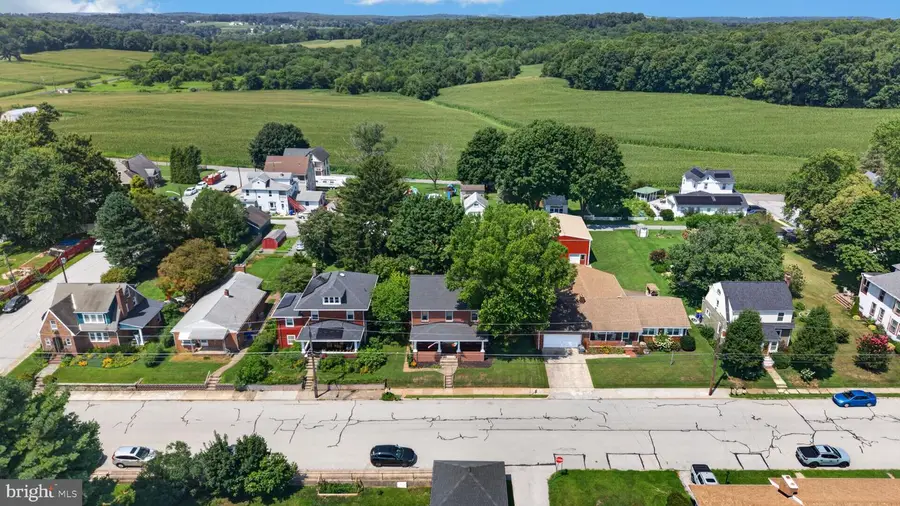 106 N 3rd St, New Freedom, PA 17349 - #3