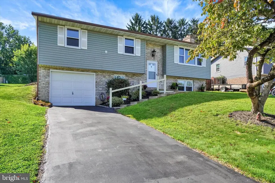3490 Kingston Rd, York, PA 17402 - #2
